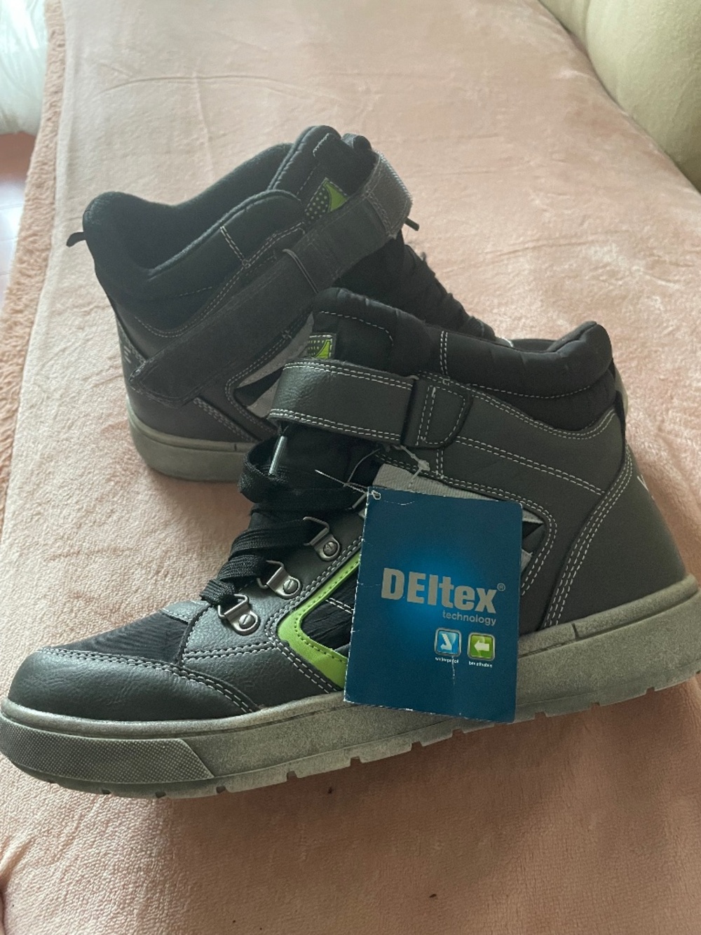 New Deltex boots, size 7 US
